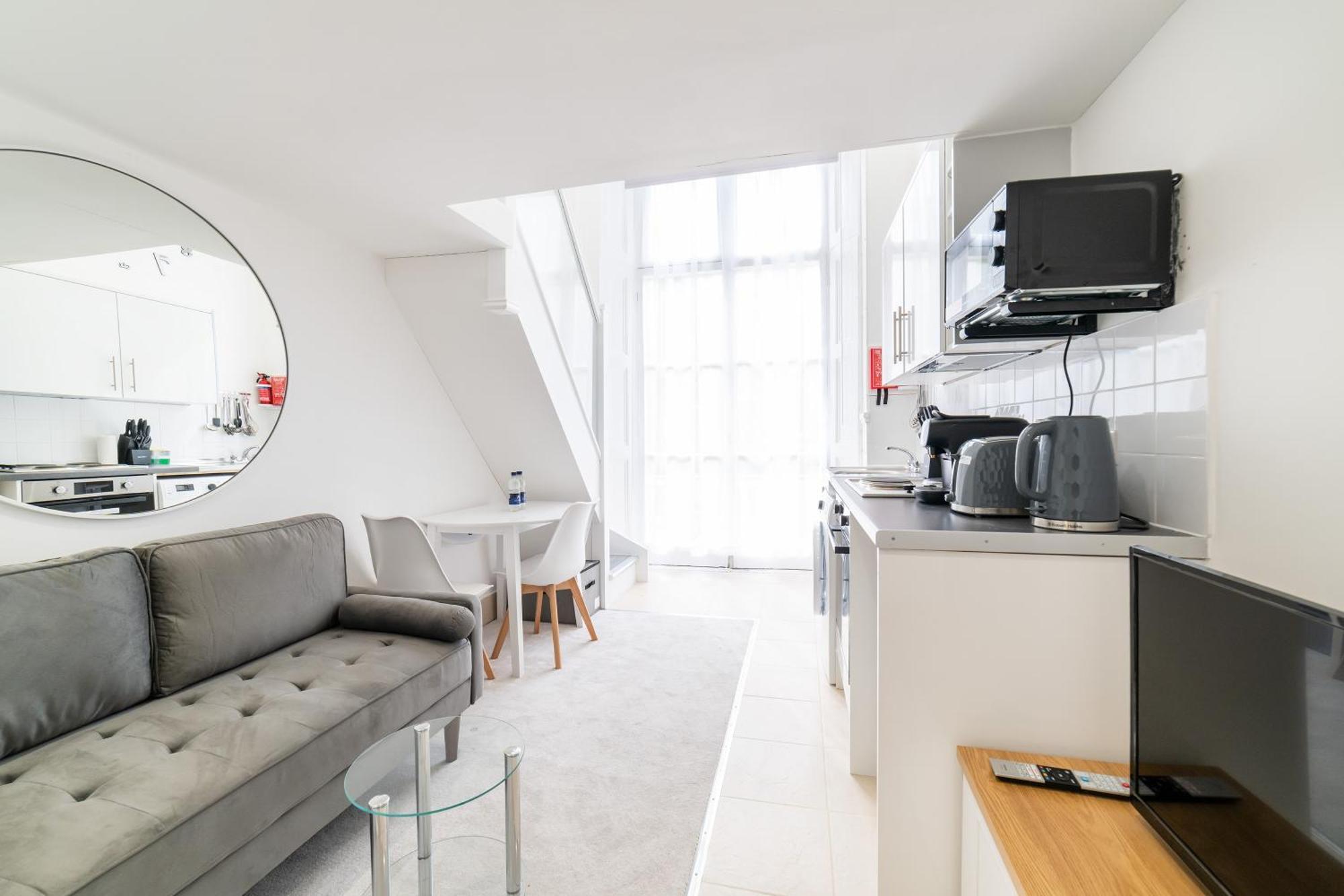 Studio By Hyde Park Лондон Экстерьер фото